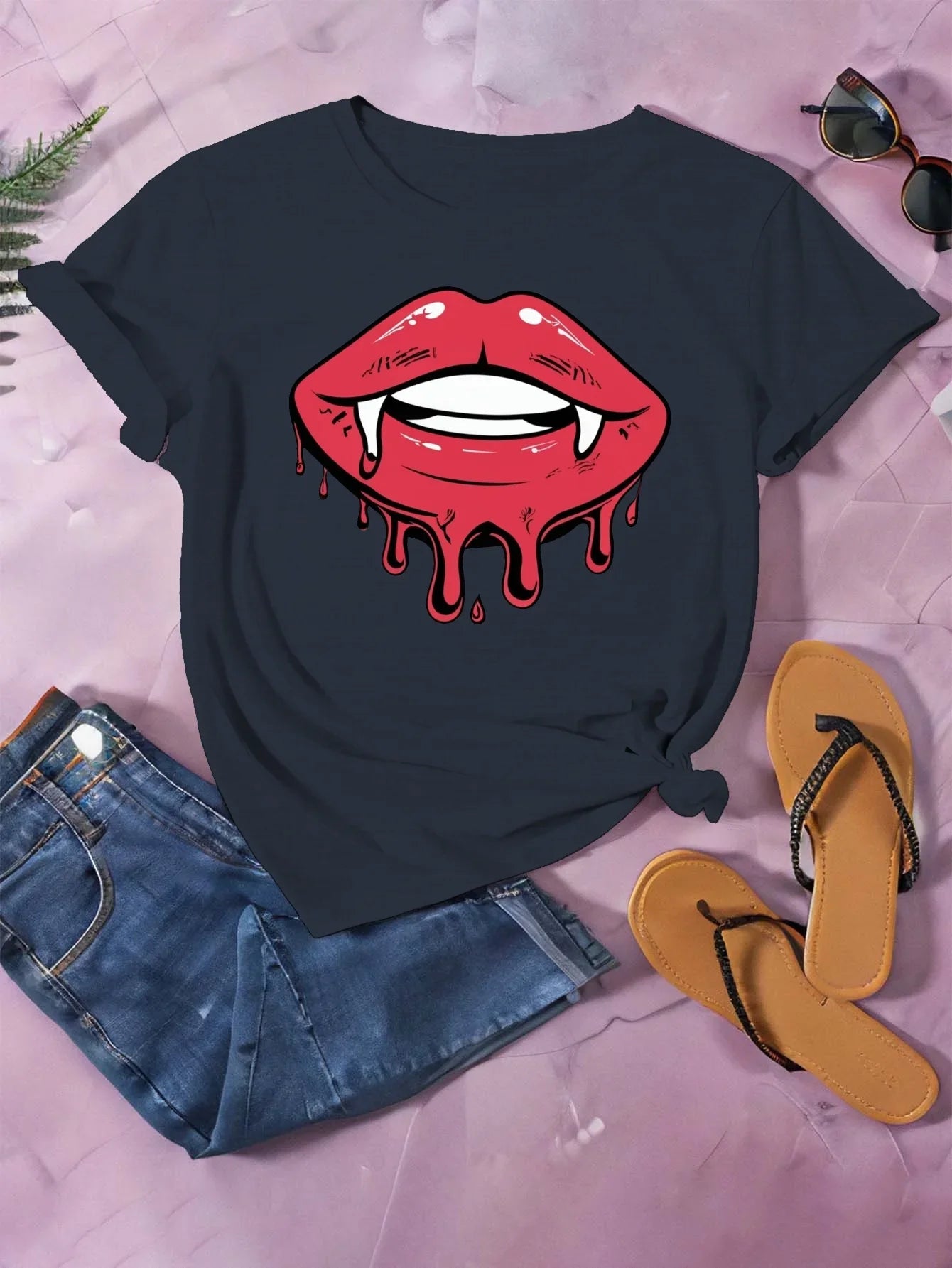 Women Dripping Vampire Lips Print T-shirt