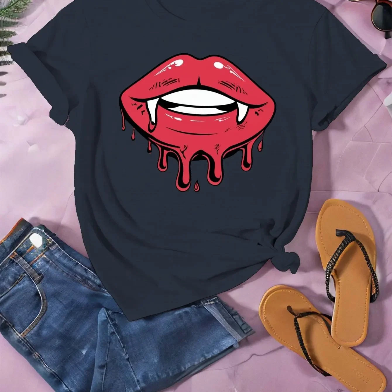 Women Dripping Vampire Lips Print T-shirt